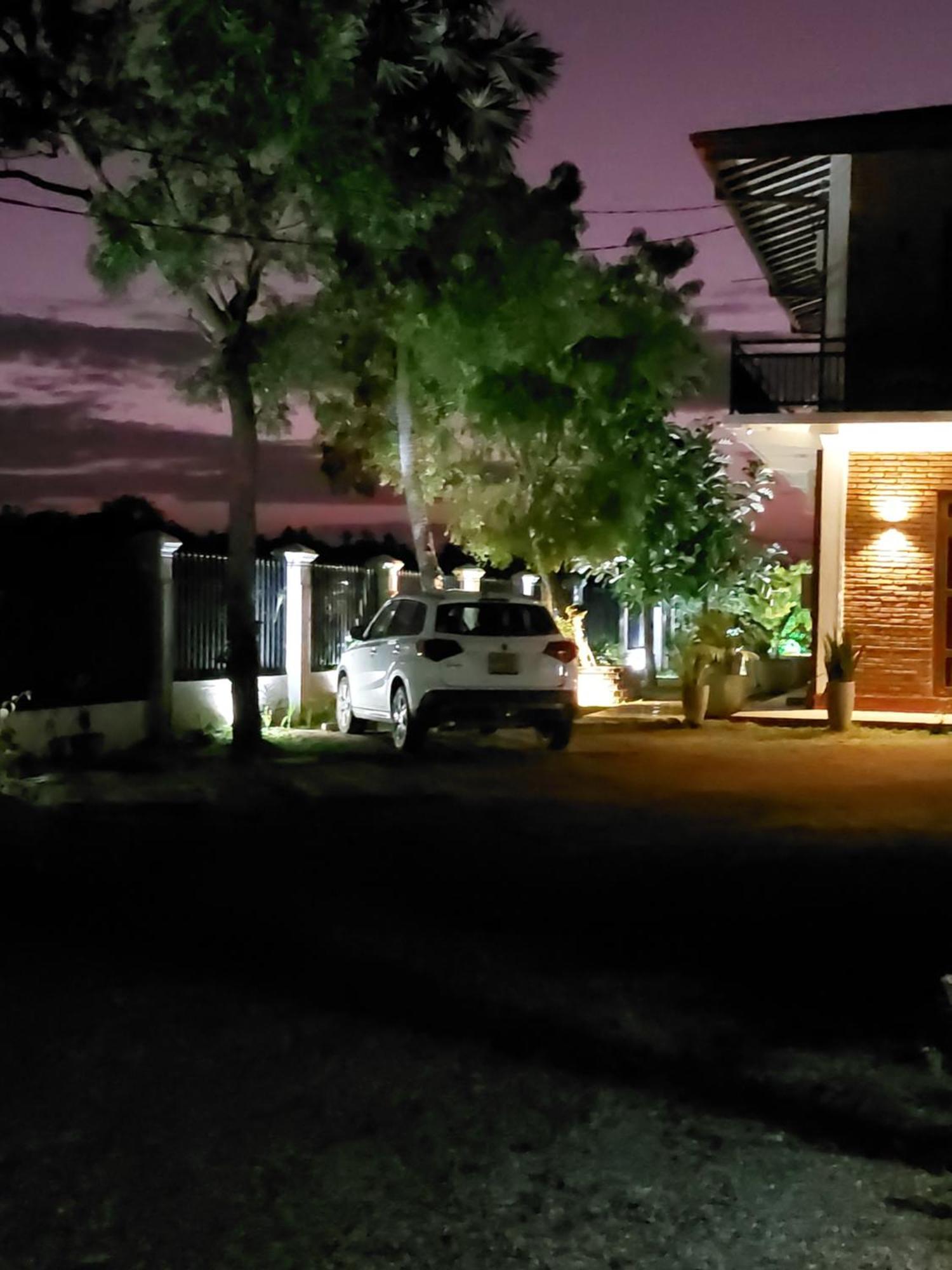 אנוראדפורה Green Shield Resort מראה חיצוני תמונה